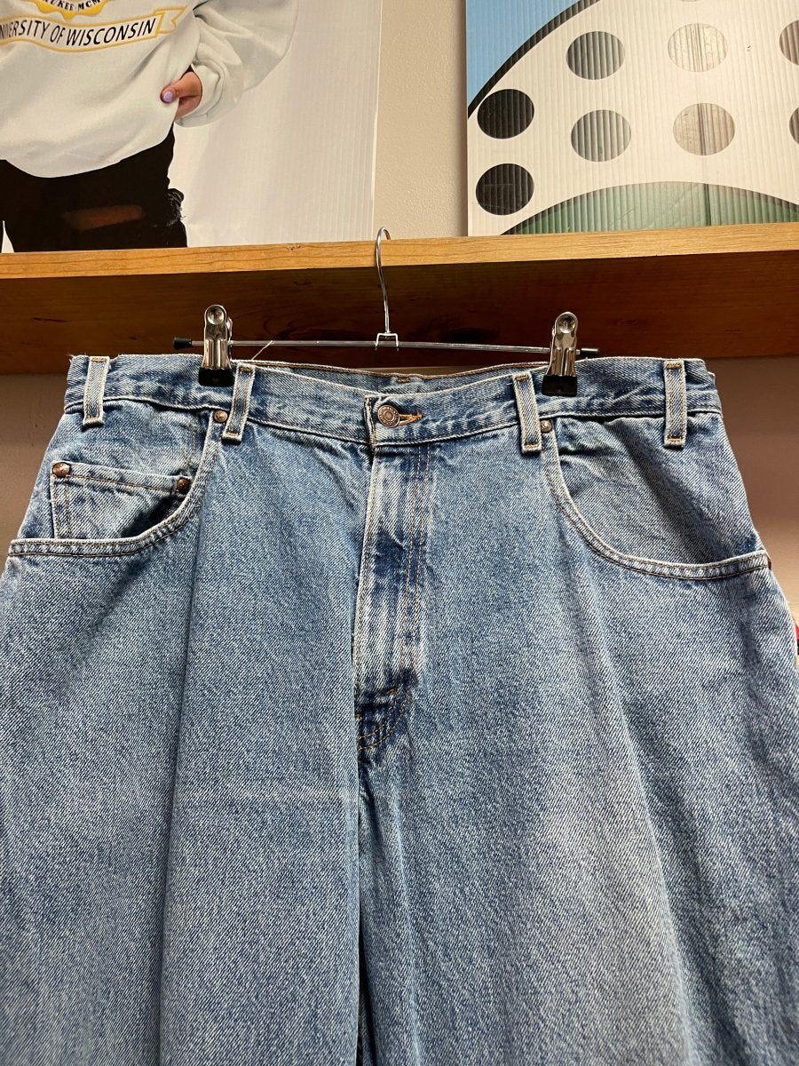 90s Levi Jeans Size 36x38in - ALL GOODS - ALL GOODS