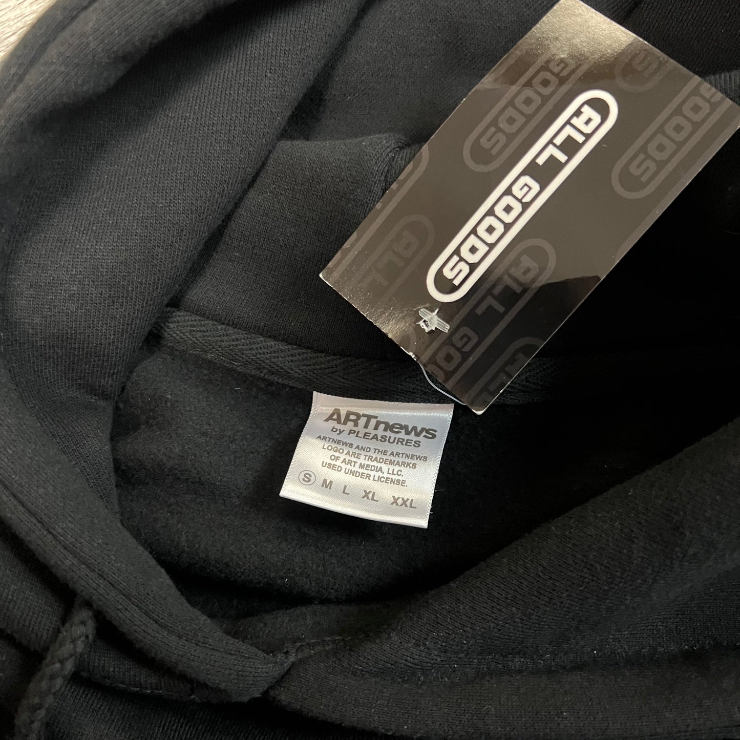 ART News Hoodie - S