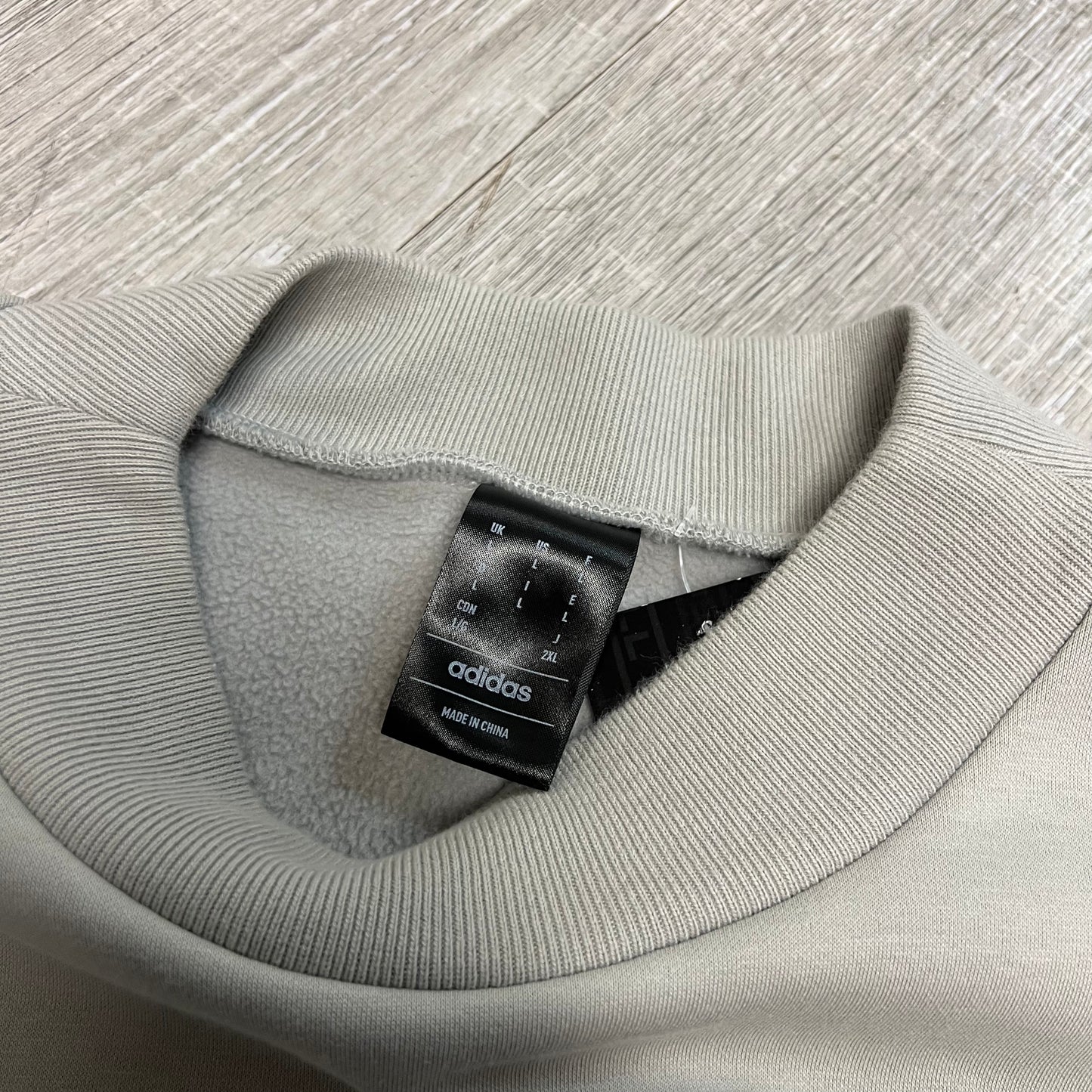 Adidas Crewneck - L