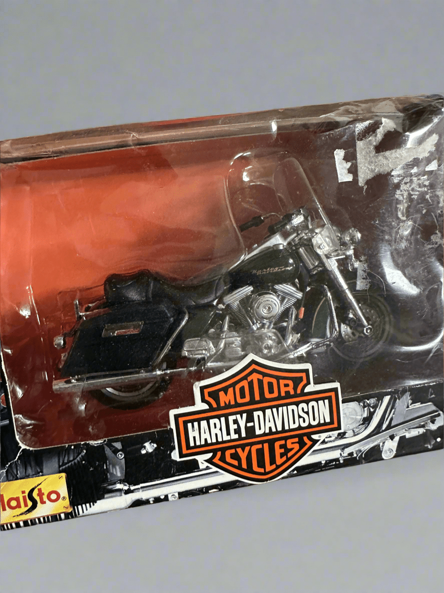 Harley Davidson 1:18 Motorcycle 1997 Diecast Replica - ALL GOODS - ALL GOODS