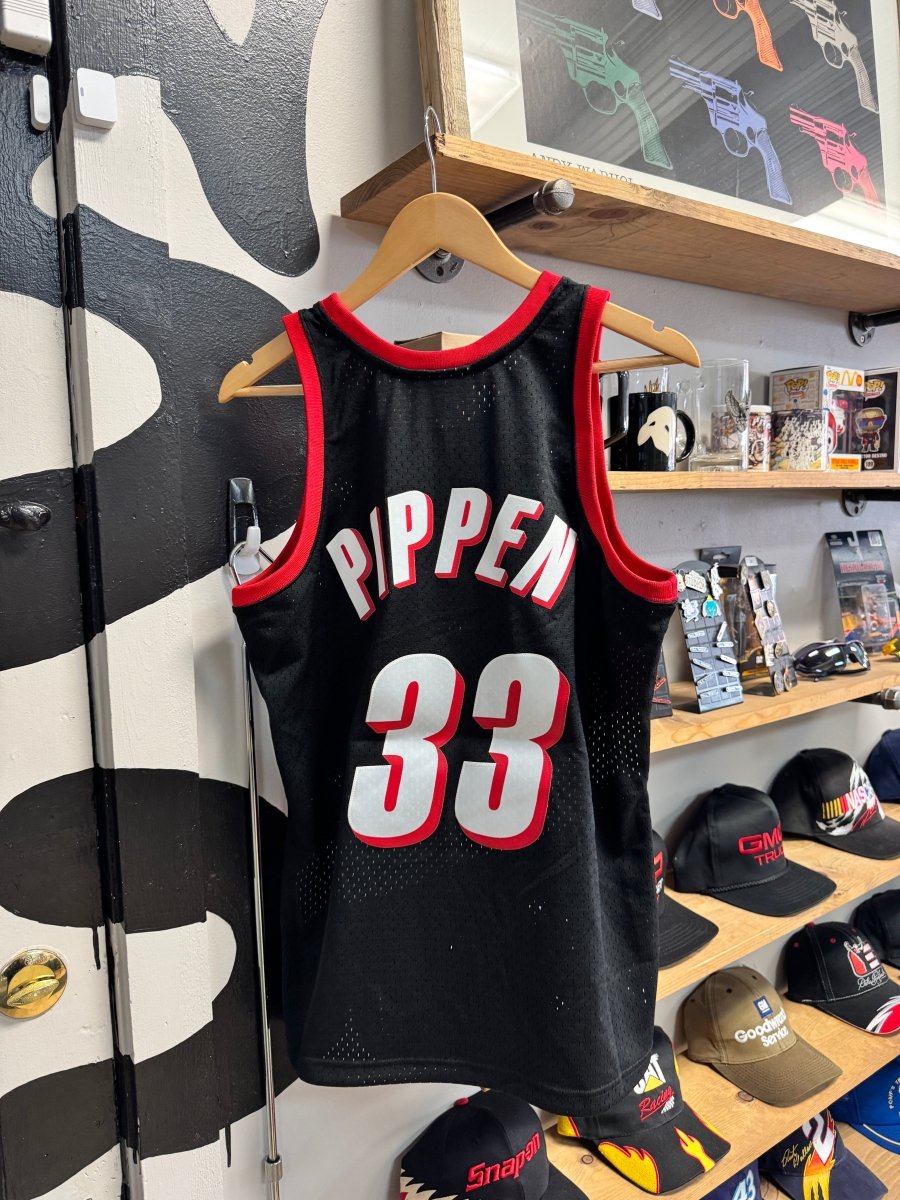 Portland Trail Blazers Scottie Pippen Jersey - Medium - ALL GOODS - ALL GOODS