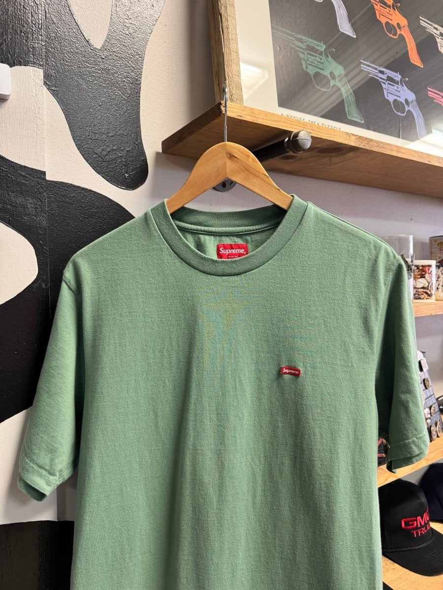 Supreme Small Box Logo Tee - Medium - ALL GOODS - ALL GOODS