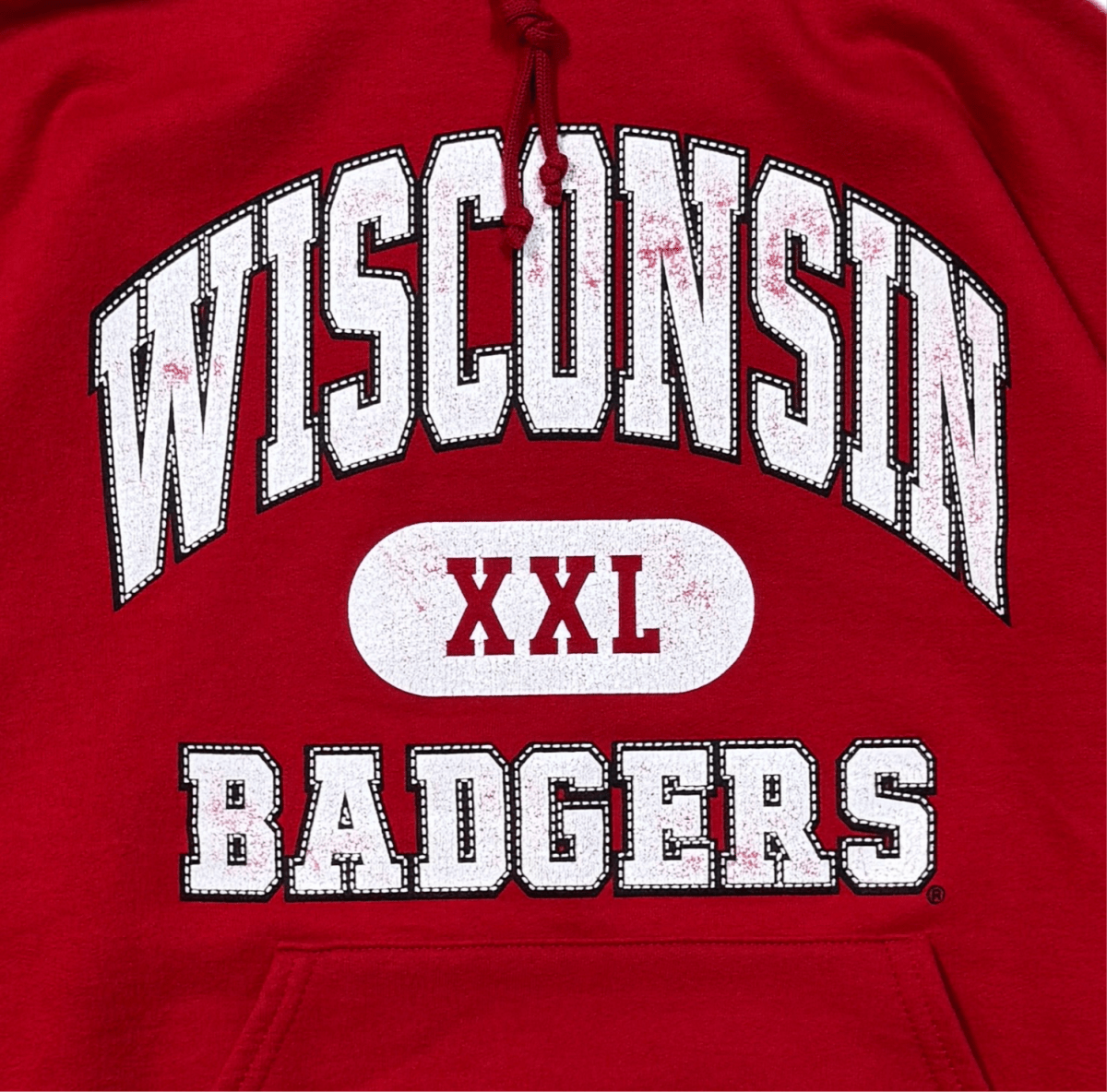 Wisconsin Badgers XXL Hoodie - Medium - ALL GOODS - ALL GOODS