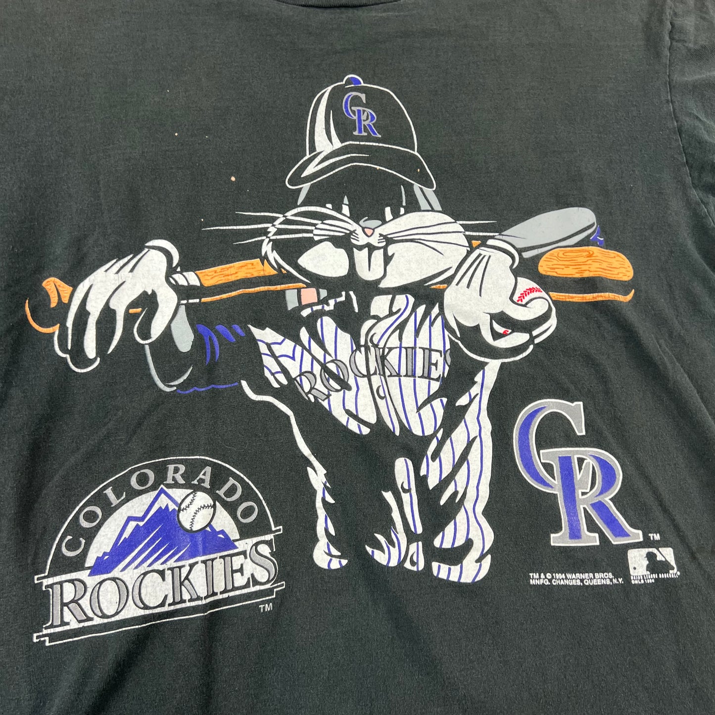 Anvil Bugs Bunny Looney Tunes Colorado Rockies Baseball MLB Shirt - XL