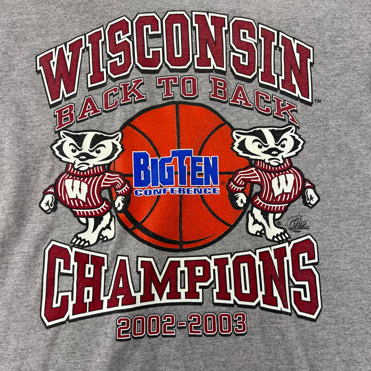 Wisconsin Back to Back Basketball Champions Badgers Shirt - XL