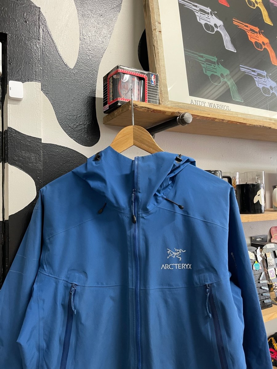 Blue Arc’teryx Beta Jacket - Large - ALL GOODS - ALL GOODS