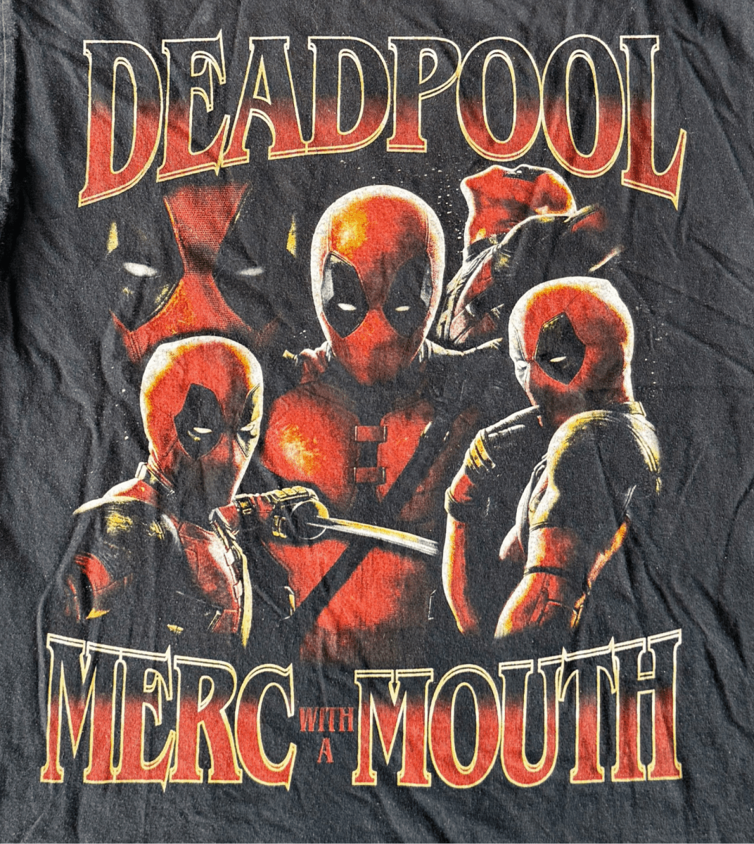 Marvel Deadpool T-Shirt - Medium - ALL GOODS - ALL GOODS