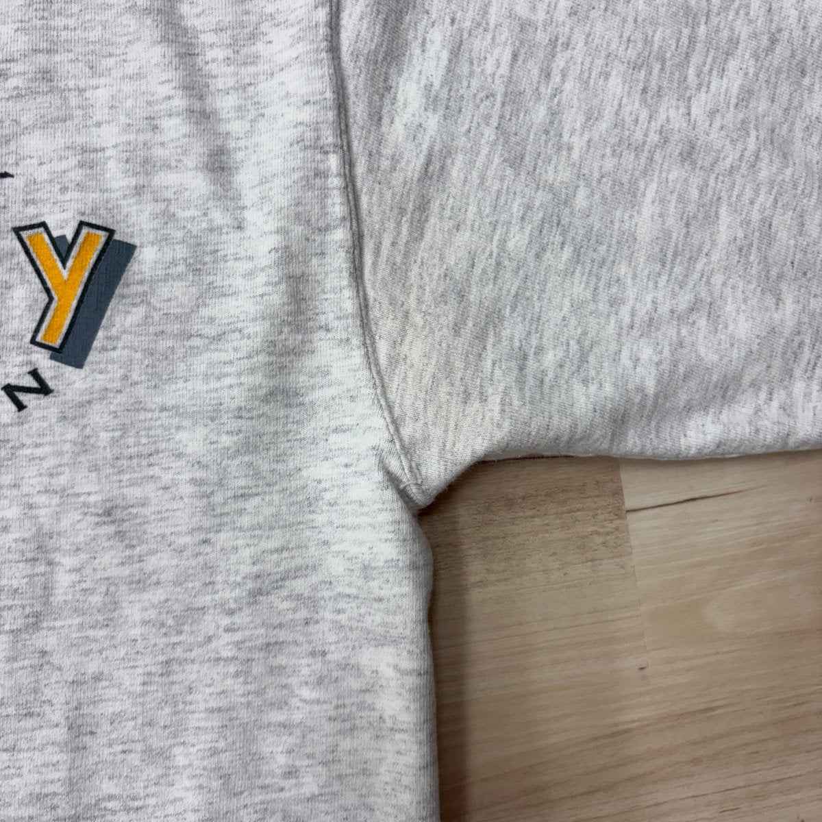 University Of Green Bay Wisconsin T-Shirt - Medium - ALL GOODS - ALL GOODS