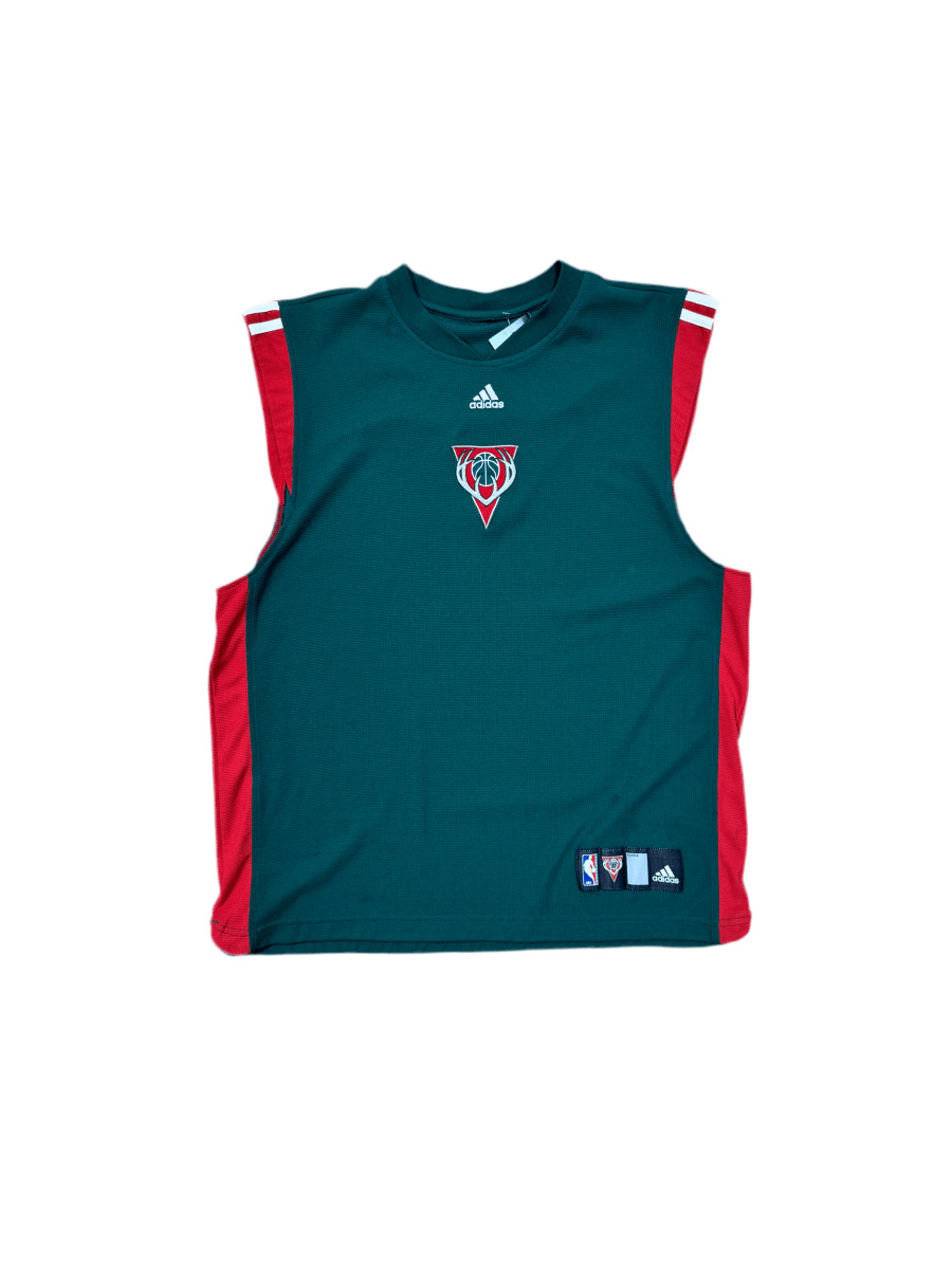 Vintage Milwaukee Bucks Jersey - Large - ALL GOODS - ALL GOODS