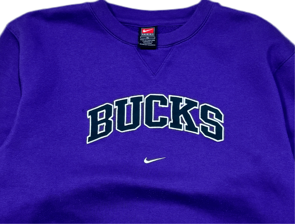 Vintage Nike Milwaukee Bucks Crewneck - Medium - ALL GOODS - ALL GOODS