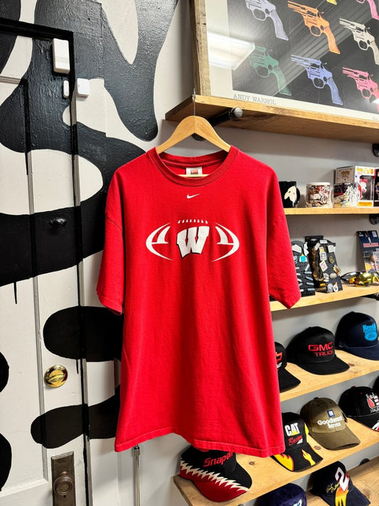 Vintage Nike Wisconsin Badgers Shirt - XL - ALL GOODS - ALL GOODS
