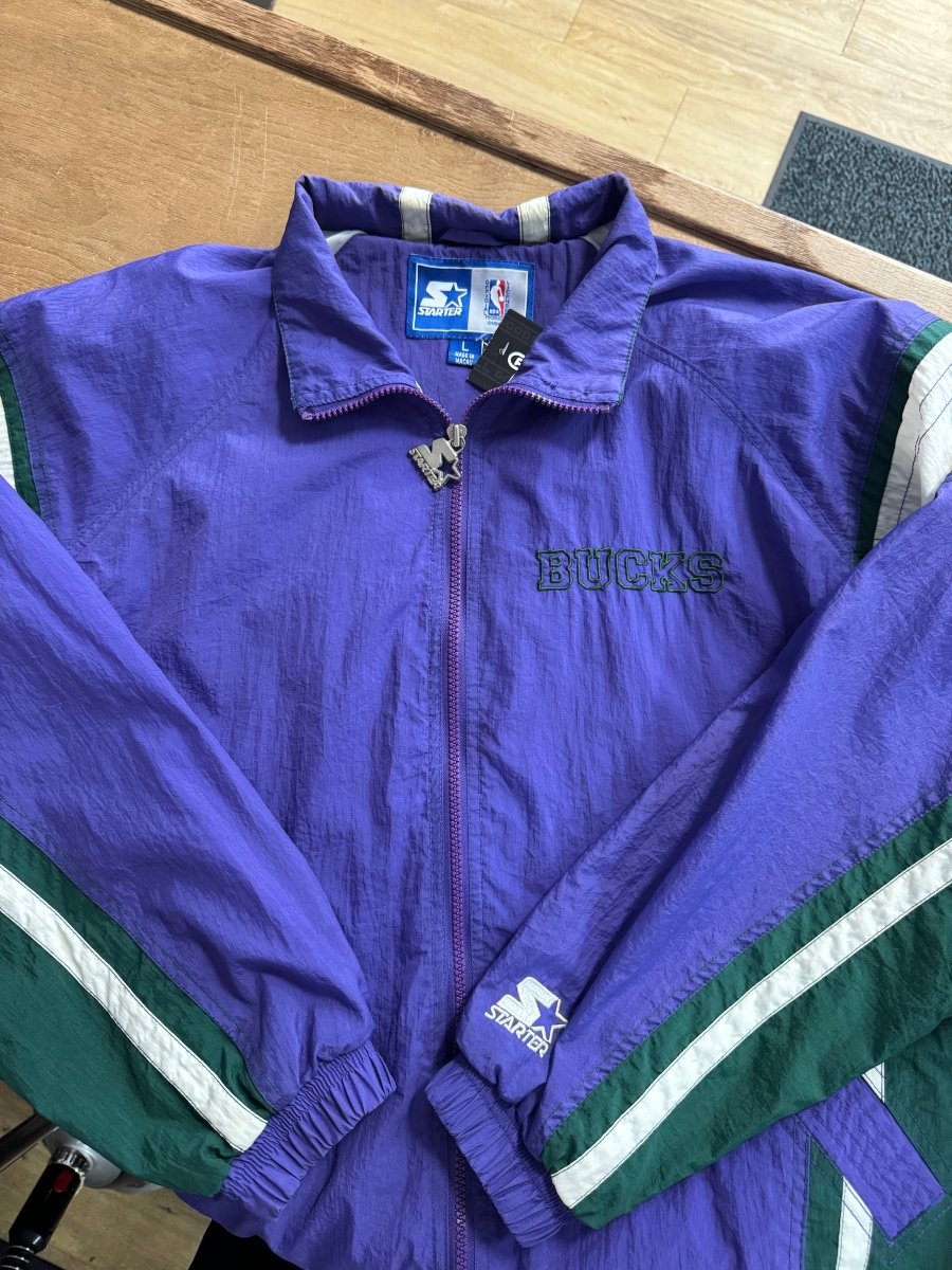 Vintage Starter Milwaukee Bucks Windbreaker - Large - ALL GOODS - ALL GOODS