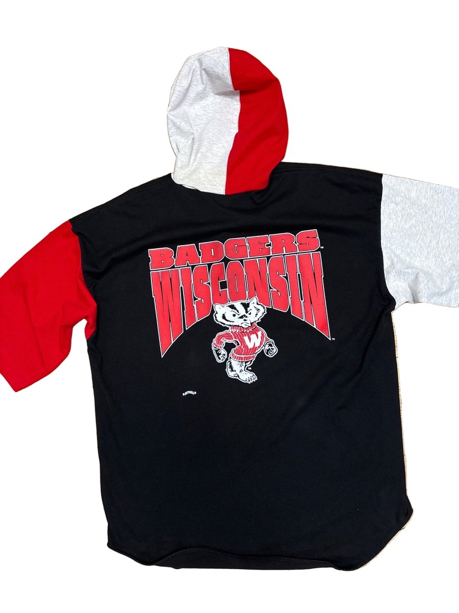 Wisconsin Badgers Hooded T-Shirt - XL - ALL GOODS - ALL GOODS