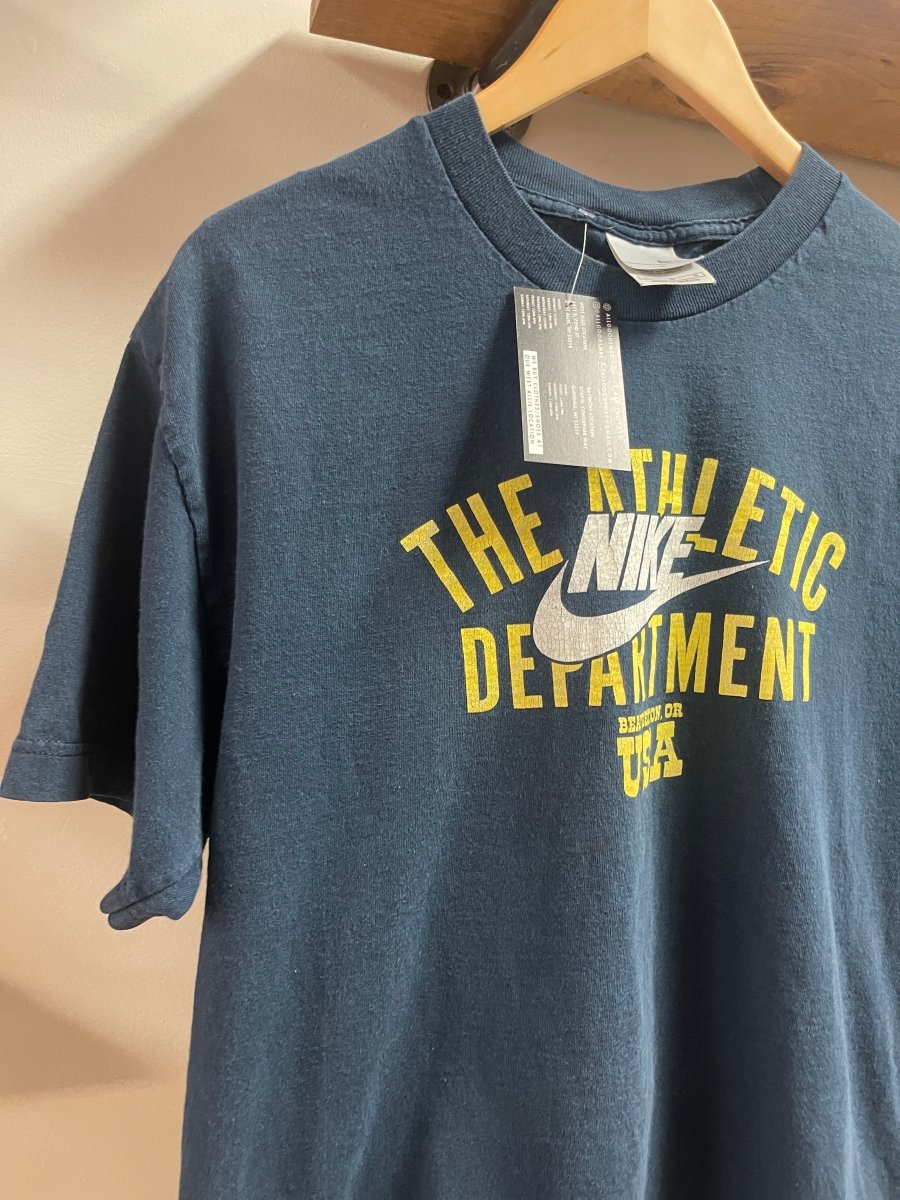 Y2K Nike Essential Shirt - ALL GOODS - ALL GOODS